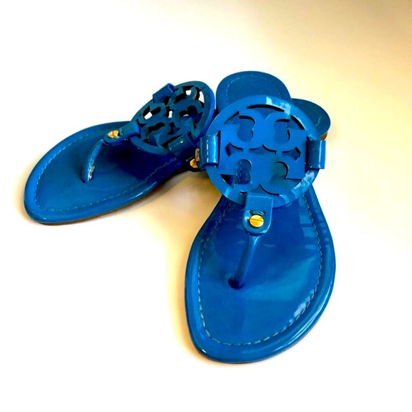 TORY BURCH Miller Logo Thong Sandals Tropical Blue Patent Leather 6 MSRP $200 - Picture 3 of 6
